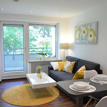 Modernes Mit Balkon & Kostenlosem Parkplatz Appartement