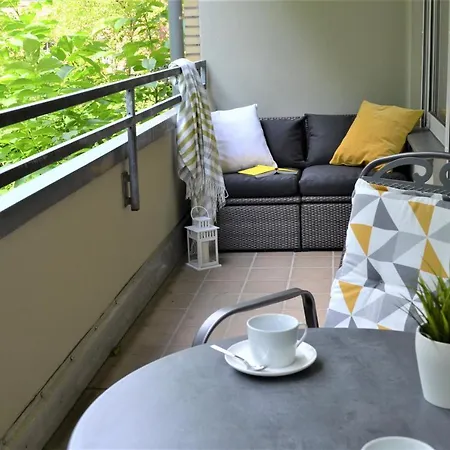Appartement Modernes Mit Balkon & Kostenlosem Parkplatz *