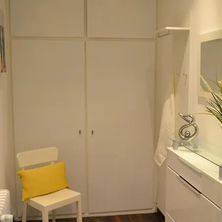 Gemuetliches Und Modernes In Gruenen Top-lage Apartament Munster (North Rhine-Westphalia)